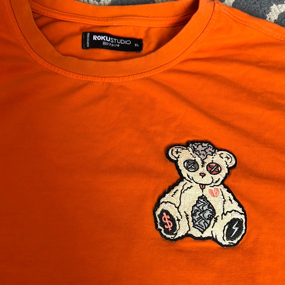 ROKU STUDIO RARE stuffed money bear Shirt - orange XL great condition!!